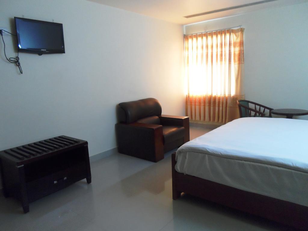 Psr Hotel Tirupati Exterior foto
